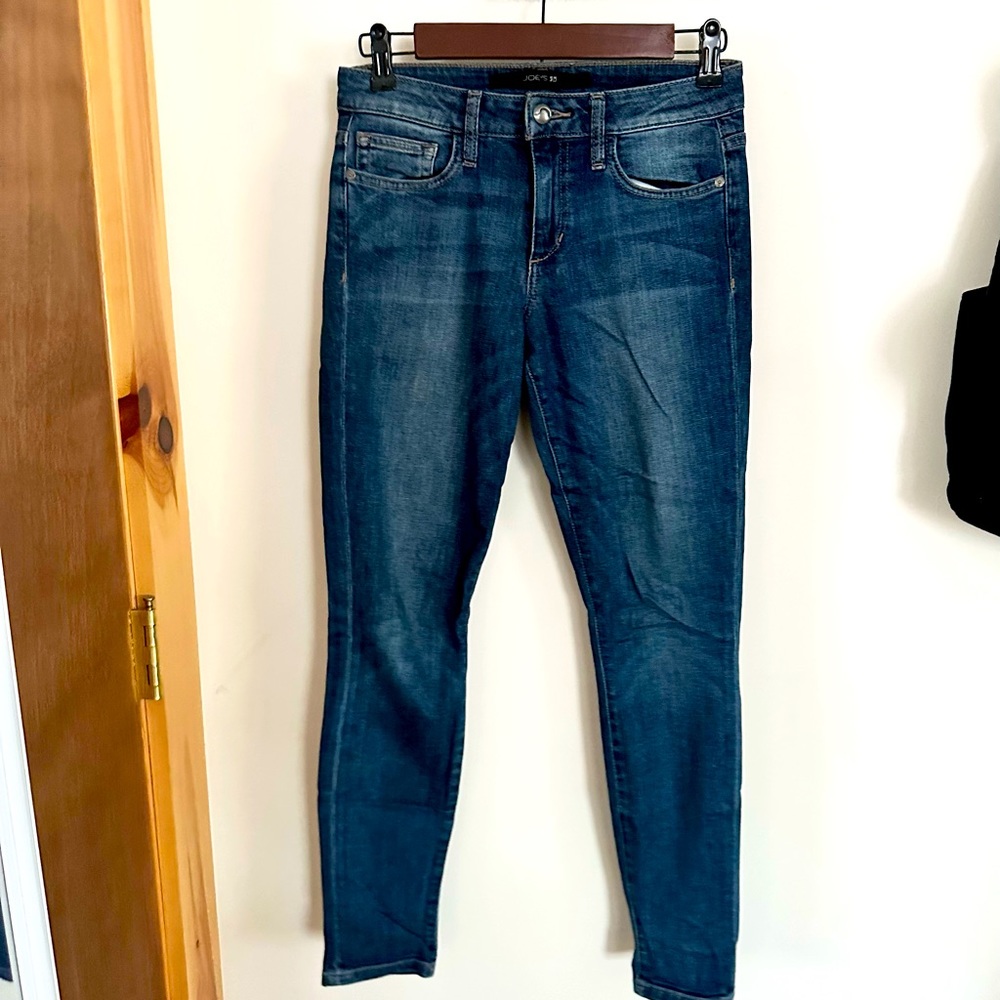 Joe’s midrise skinny ankle jeans
